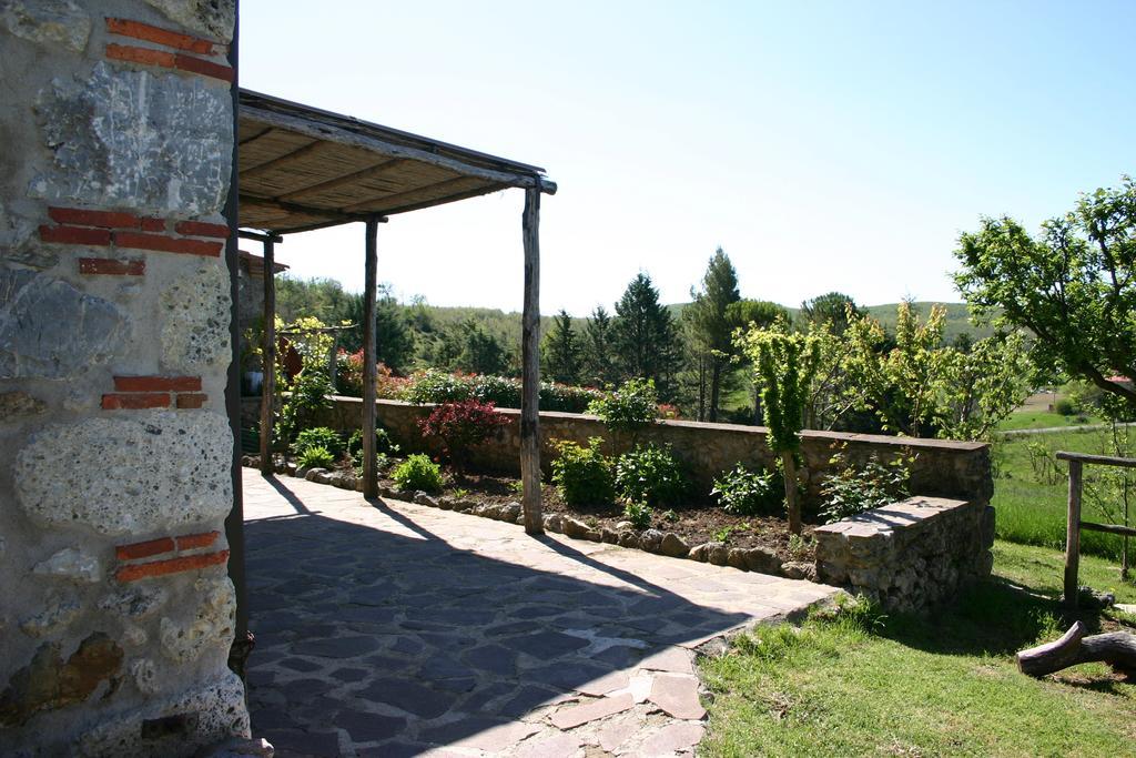 Il Poggiolo Villa Montieri Luaran gambar